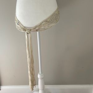 Belt Nine West macramé style off white cream wrap tie